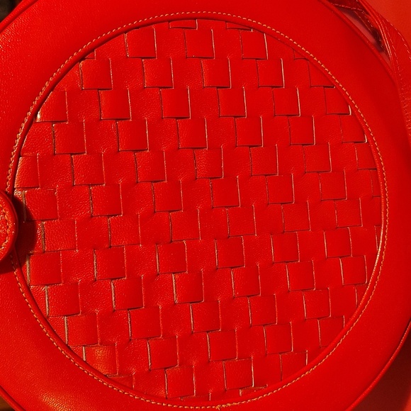 Vtg Gino Red Woven Round Leather Crossbody Bag - Picture 2 of 9